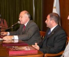 /fotos/rosario/20060226/notas_o/05A.JPG