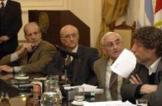 /fotos/rosario/20060811/notas_o/03A.JPG