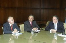 /fotos/rosario/20061107/notas_o/03A.JPG