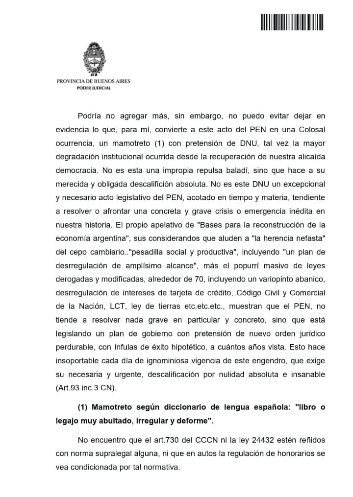 En una causa por un despido de un trabajador no registrado, la Justicia de La Plata declaró inconstitucional el Capítulo Laboral del DNU 70/23
