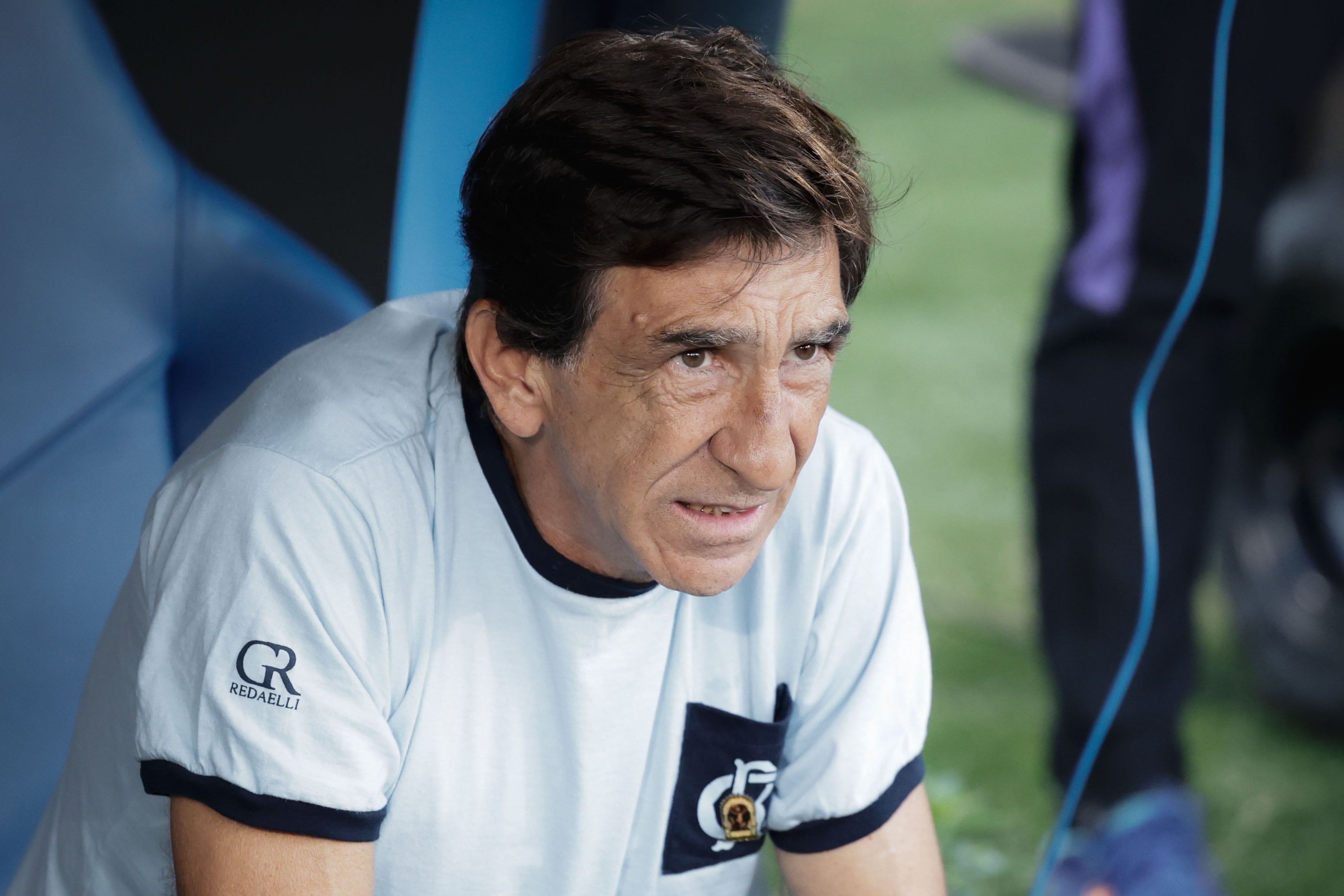 FOTOBAIRES 
   racing  river  gustavo costas