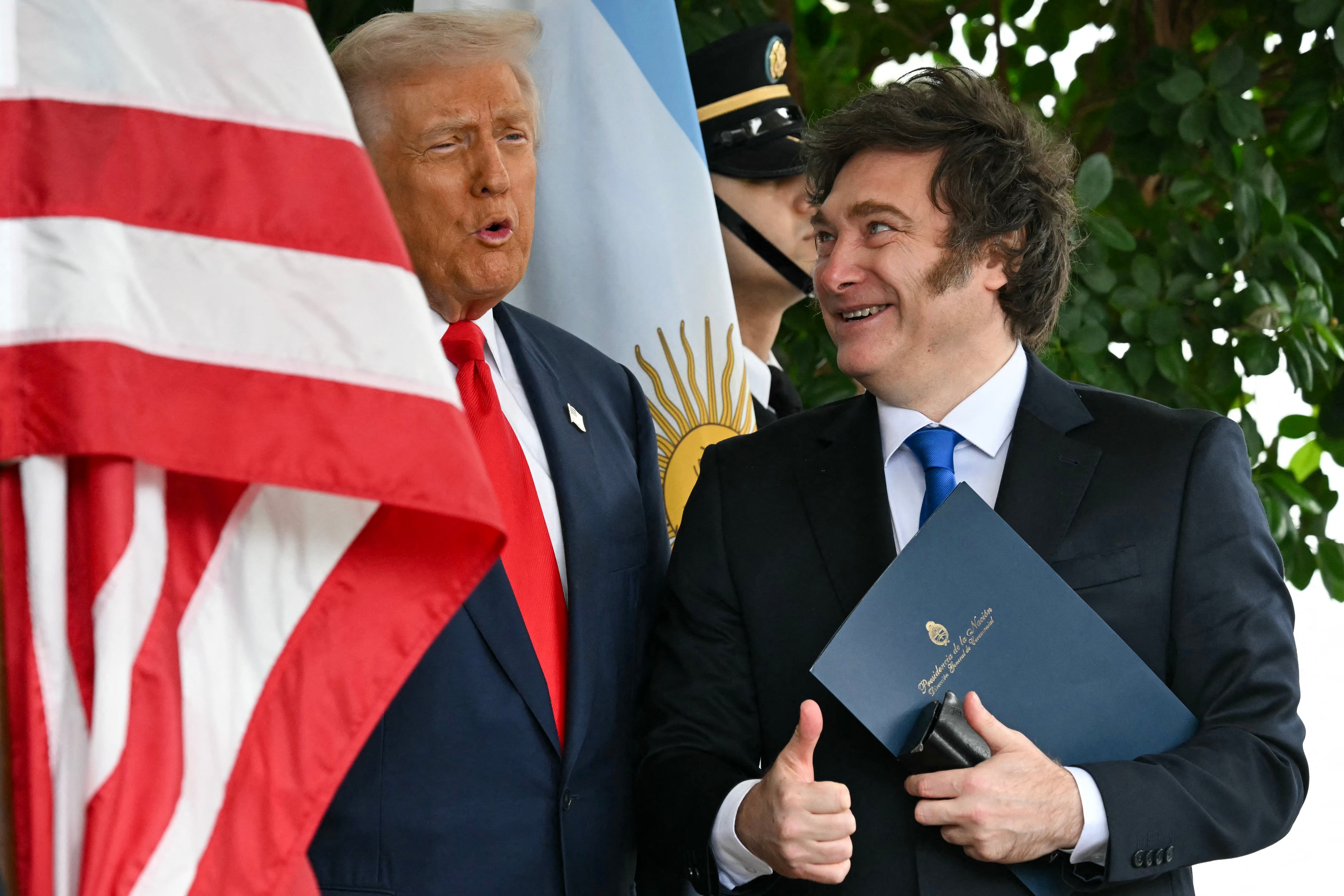 Javier Milei colabora con la guerra mediática contra Petro y Sheinbaum –  Página|12