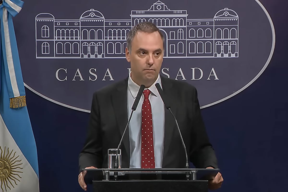 Préstamos con jubiladas, el modus operandi de Adorni para comprar propiedades – Página|12