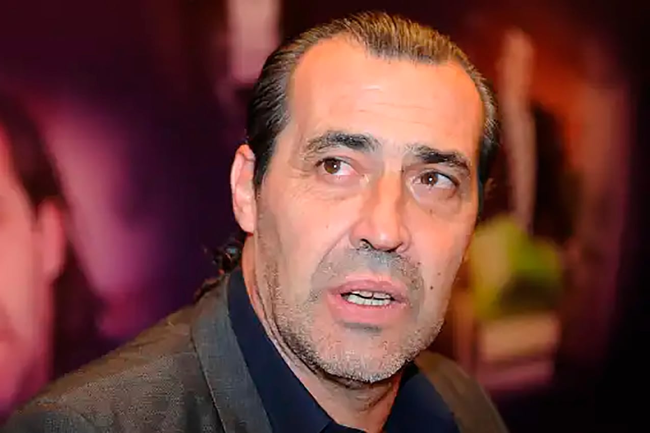 Former Argentina manager Sergio Batista attends a press conference in Shanghai on May 30, 2012. Shenhua named Batista as new head coach after Frenchman Jean Tigana was sacked in April after a weak start to the season for the Chinese Super League club. AFP PHOTO / Peter PARKS