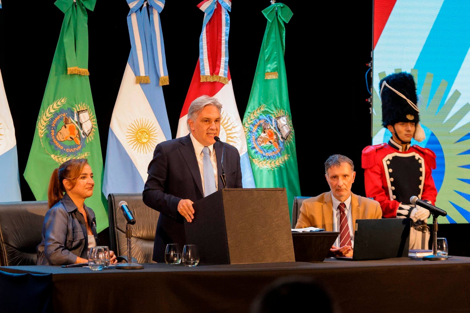 Luis Juez sobre Martín Llaryora: “Vi a un gobernante histérico y desesperado” - Image 2