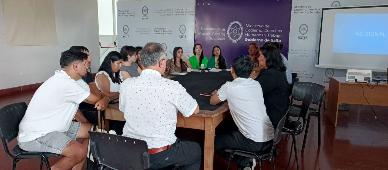 Organizaciones LGBTIQ+ se reunieron para exigir justicia por Fernanda Arias