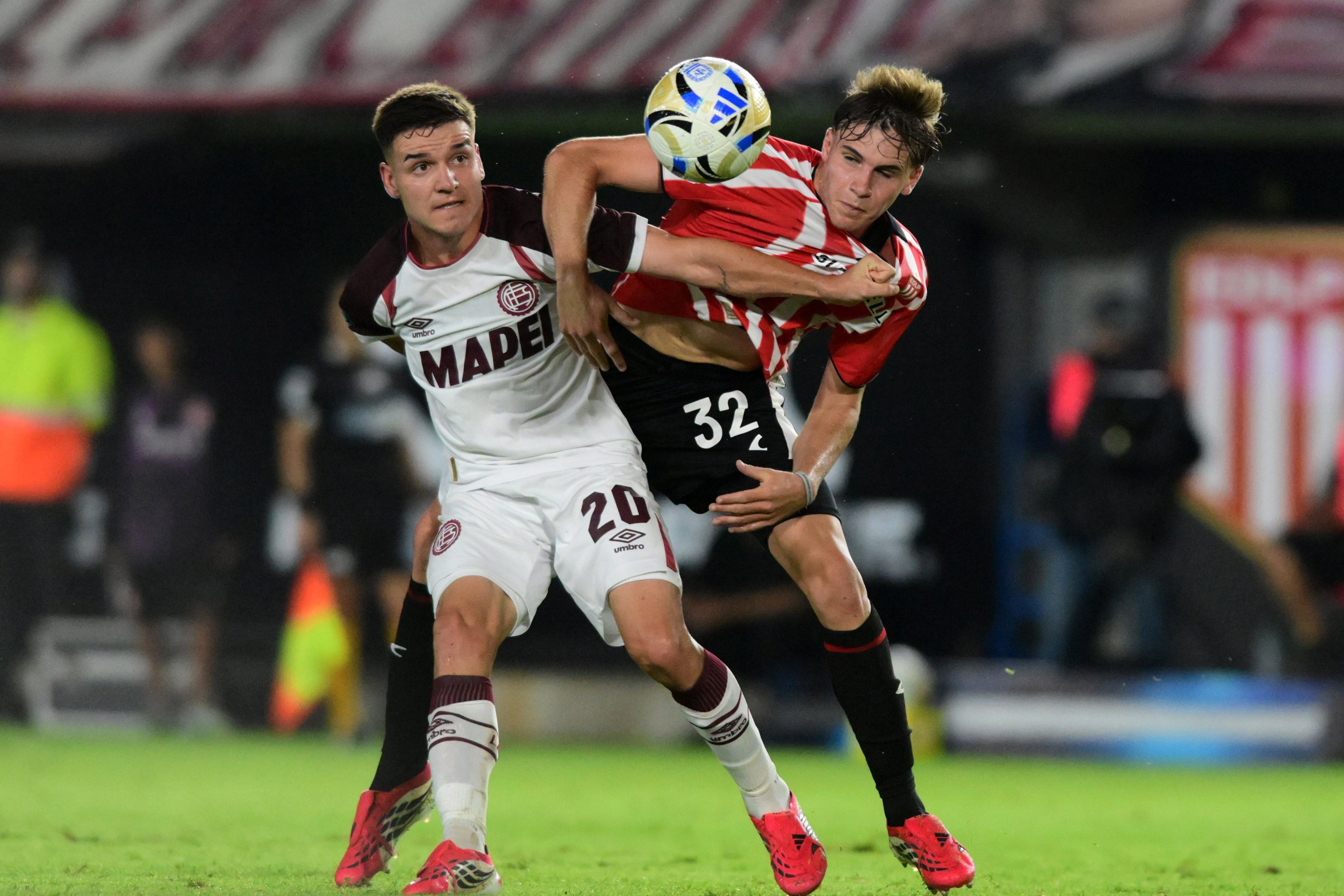 Estudiantes vs Lanus. Fecha 10 Torneo Apertura Liga Profesional Argentina.
