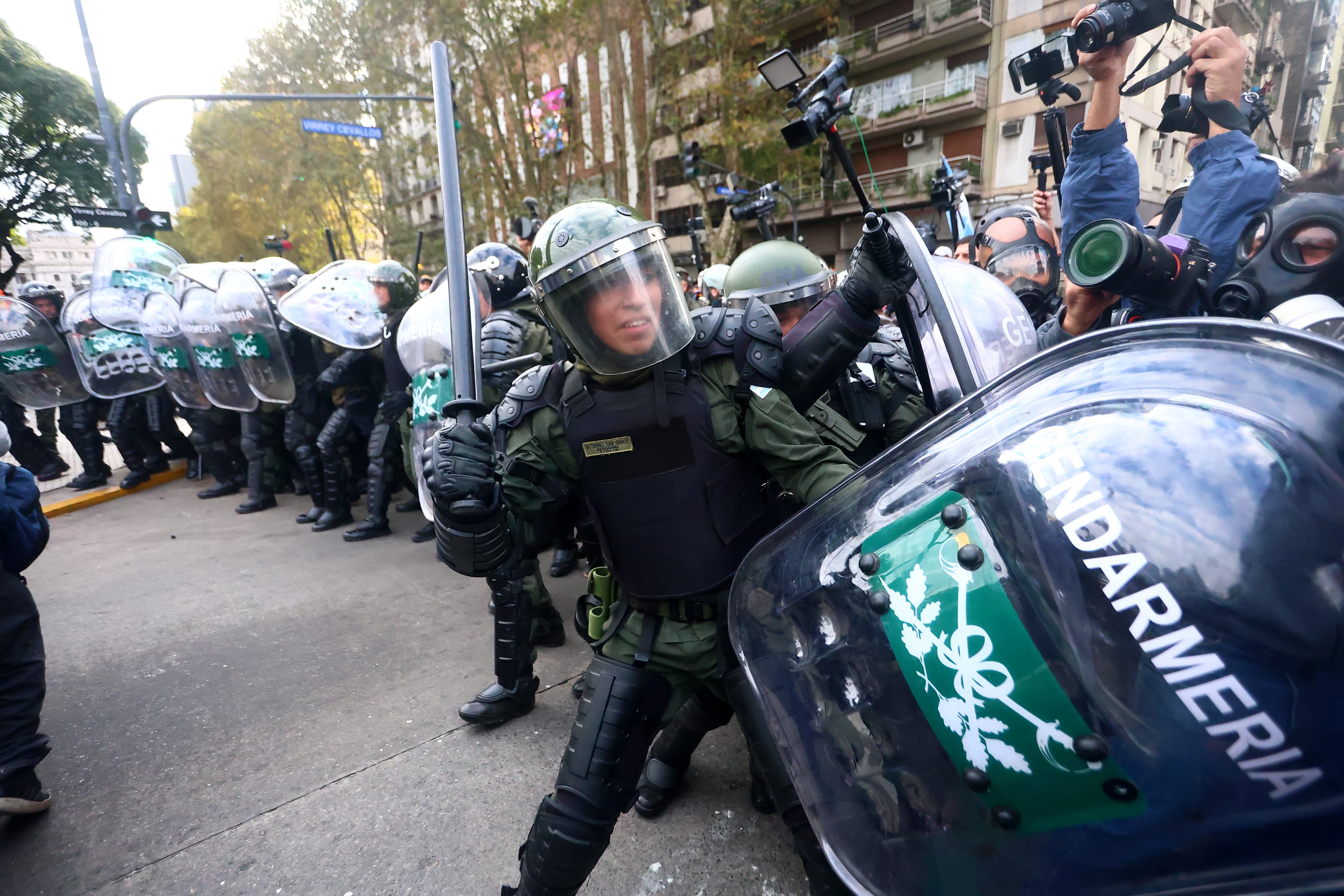 represiòn a jubilados