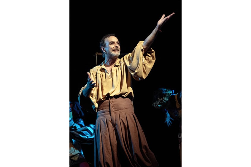 Hamlet sale de gira obra de teatro