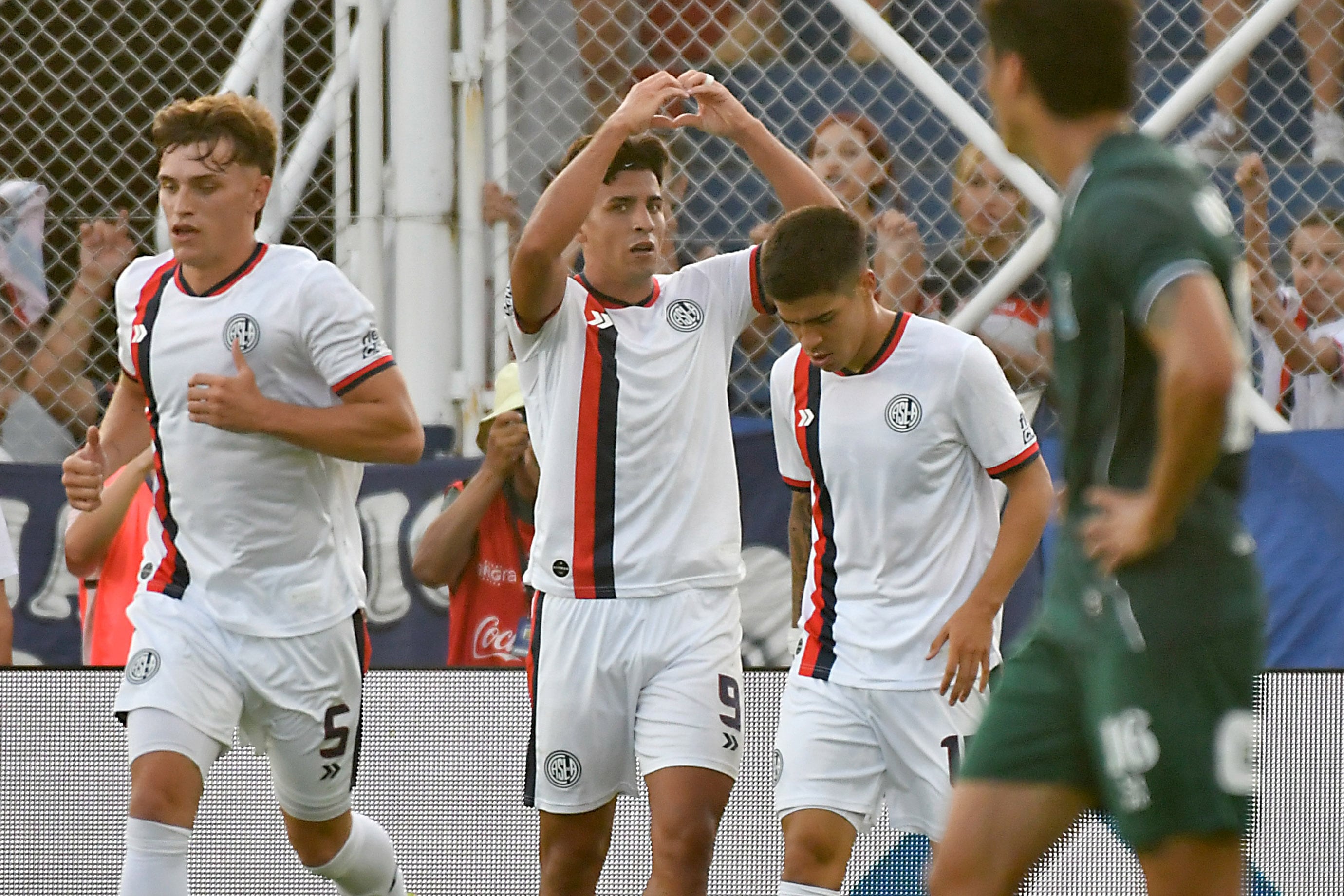 San Lorenzo vs Estudiantes de Rio Cuarto
Foto: FOTOBAIRES
Fecha 6 Torneo Apertura Liga Profesional.