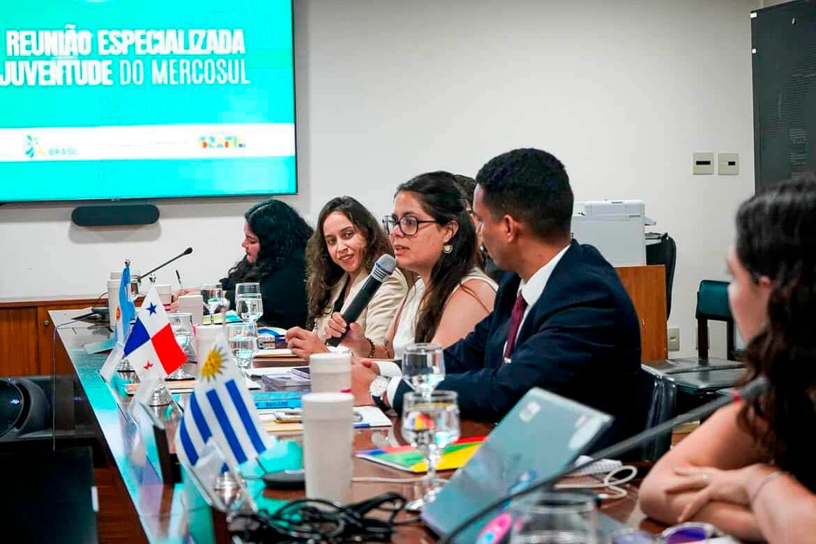 Esta de la reunión regional de juventudes del Mercosur en Brasil que participóla Provincia