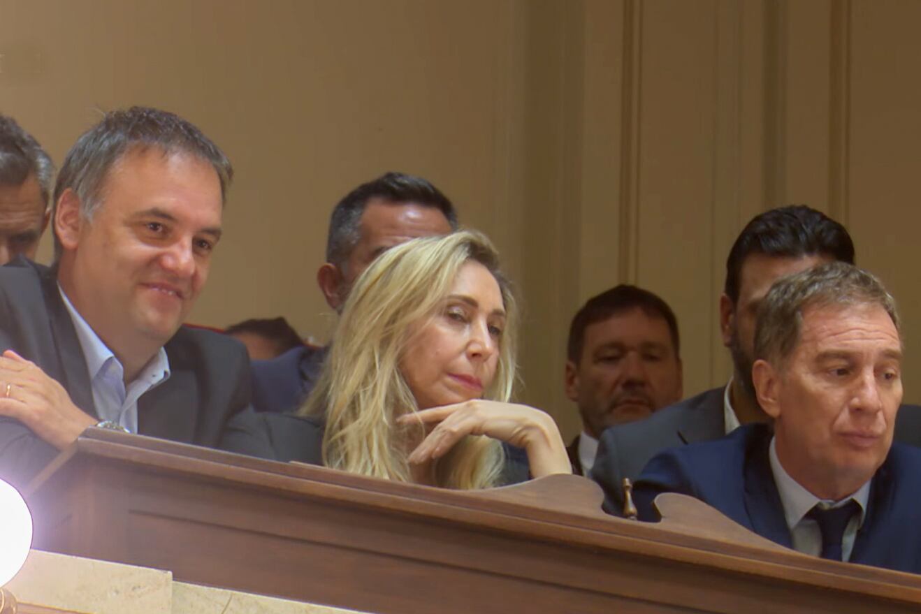 Adorni, Karina Milei, Santilli