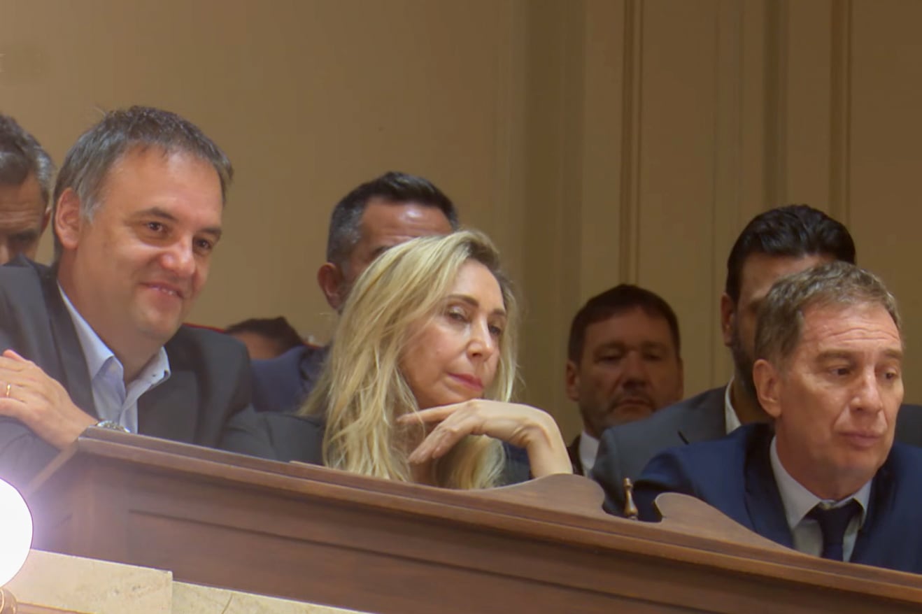 Adorni, Karina Milei, Santilli