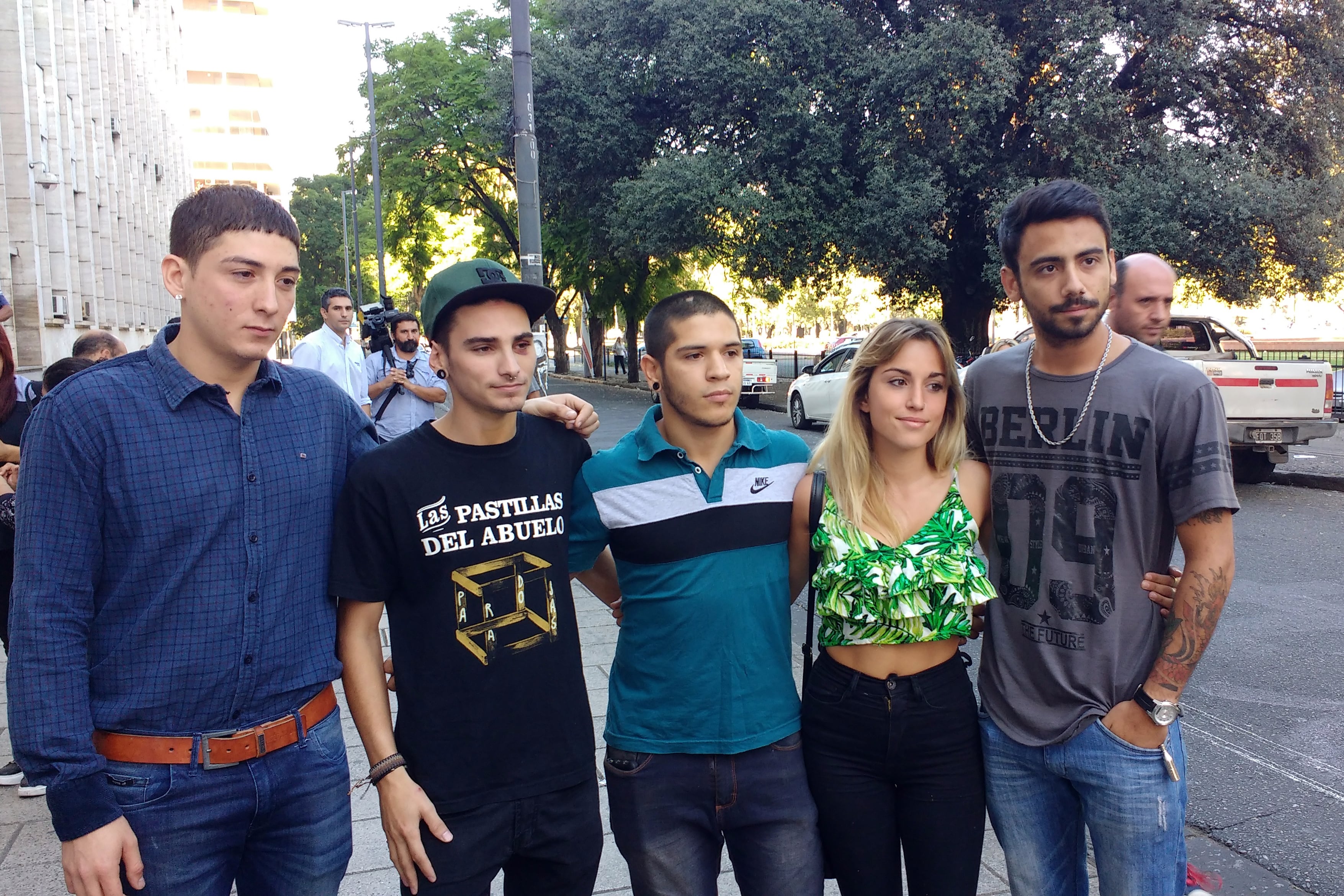 ROSARIO-29-03-2018-JUSTICIA, TRIBUNALES PROVINCIALES, AUDIENCIA IMPUTATIVA A POLICIAS, AGRESION A JOVENES EN 4 PLAZAS,