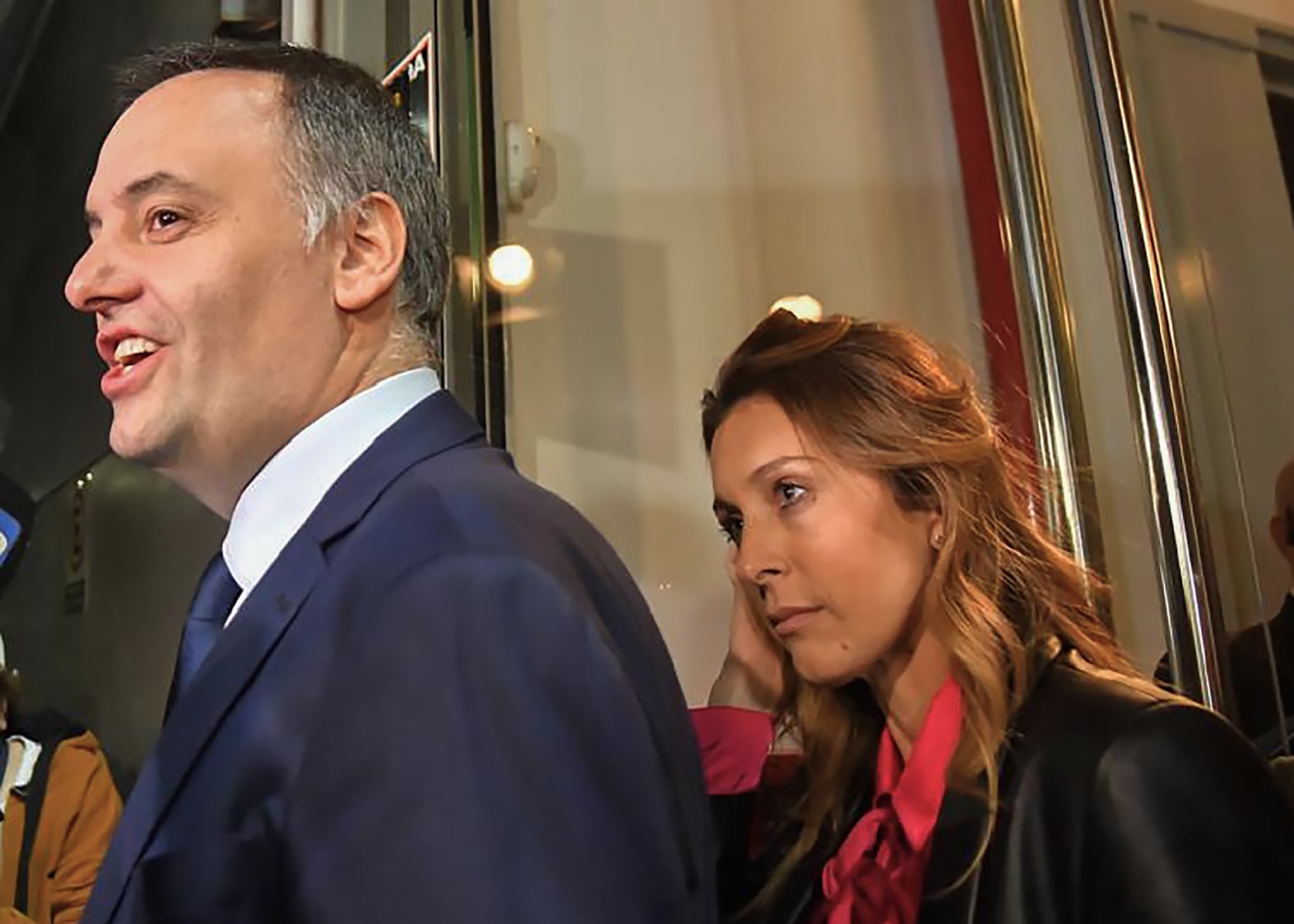 Adorni y su esposa Bettina Angeletti