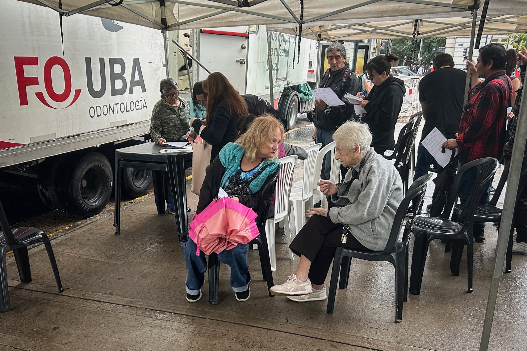 Camiones de atención odontològica UBA