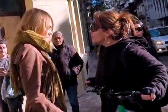 Lilia Lemoine es increpada en rosario