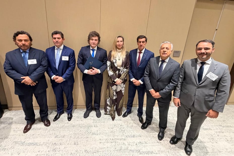 Javier Milei junto a gobernadores en Nueva York