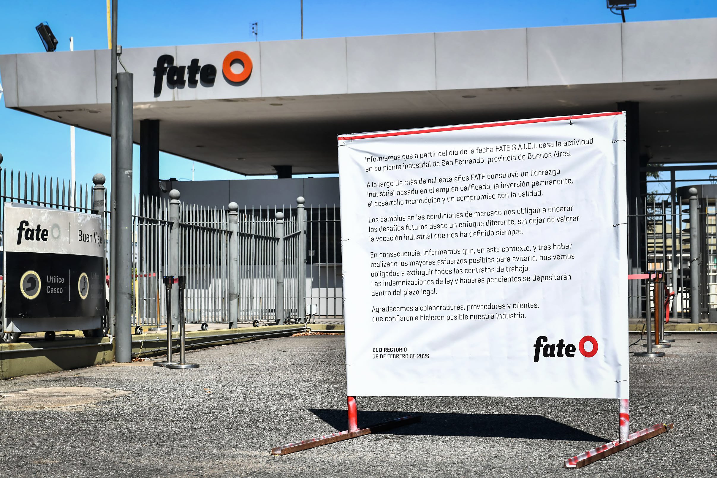 BAIRES FEBRERO 18: La empresa argentina fabricante de neumáticos Fate anunció su cierre definitivo de manera inmediata y despedirá a 920 empleados.