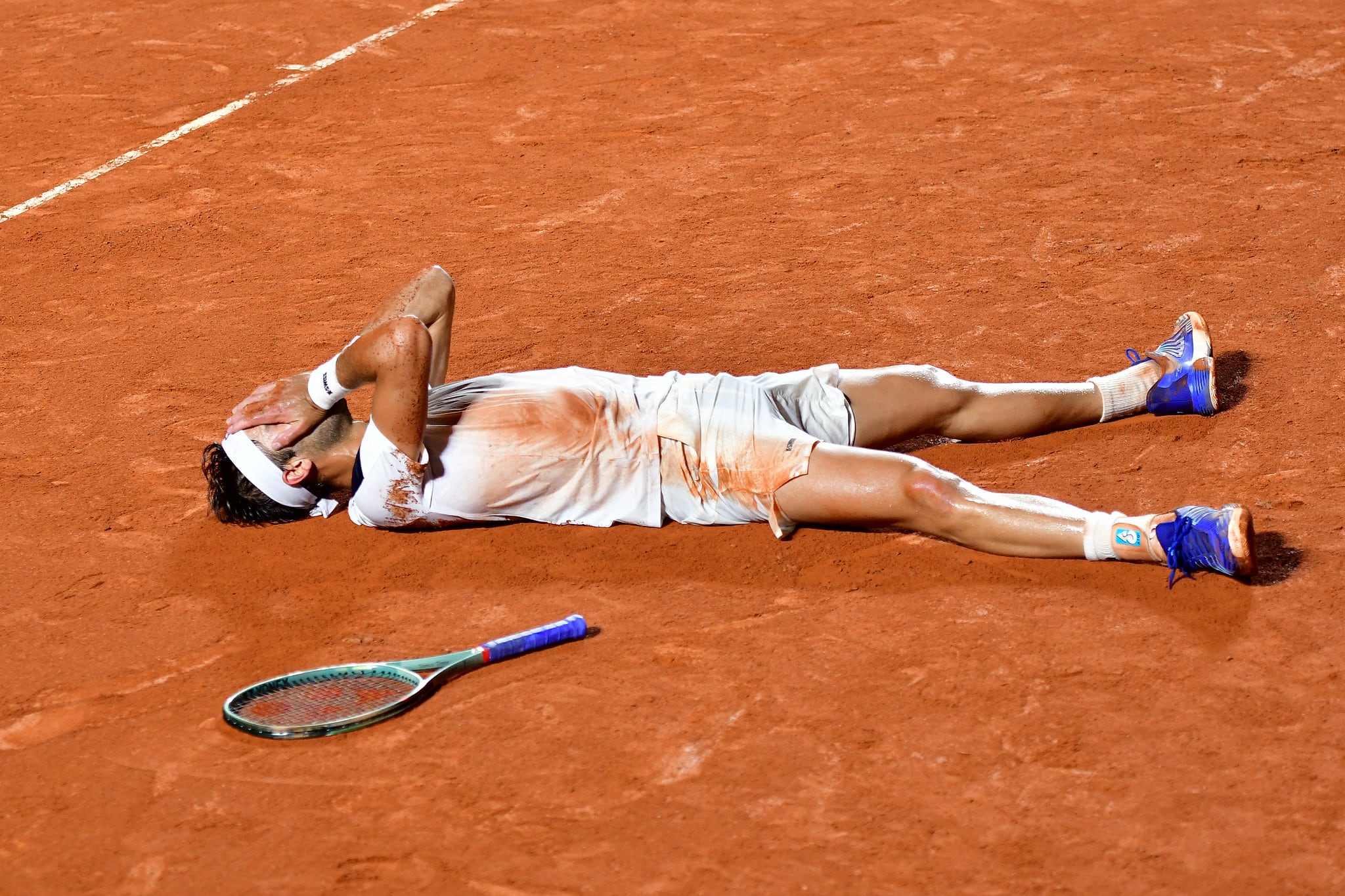 Tomás Etcheverry, tras ganar su primer título de ATP