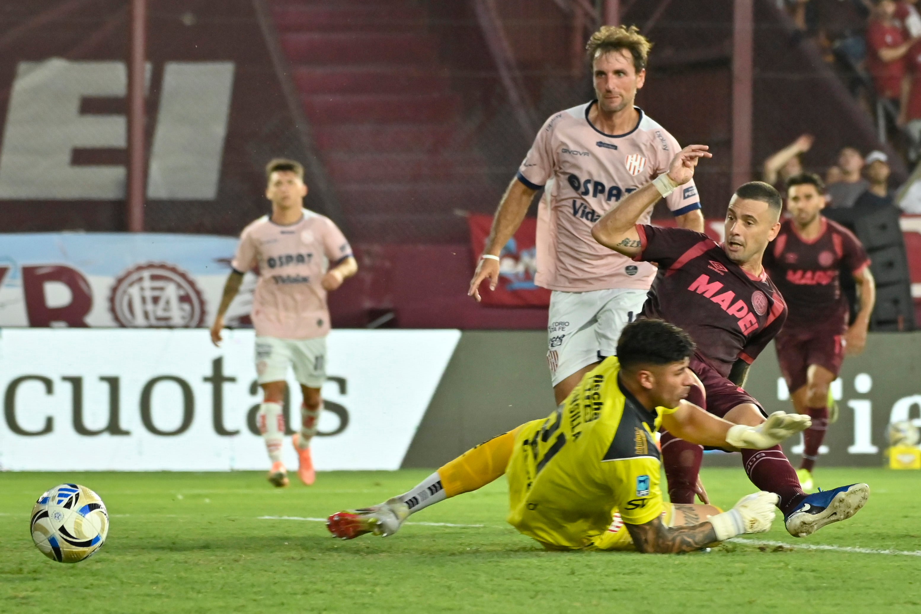FOTOBAIRES 
    torneo  apertura 2026  lanus  union  gol  ramiro cabrera