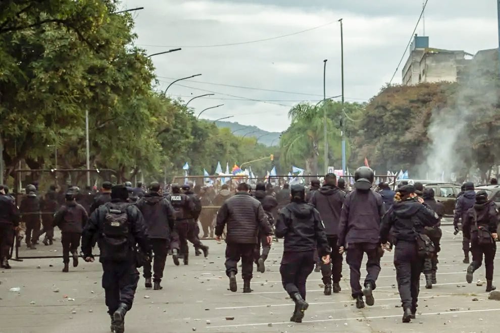 10/03/26 Protesta de policias en San Salvador de Jujuy