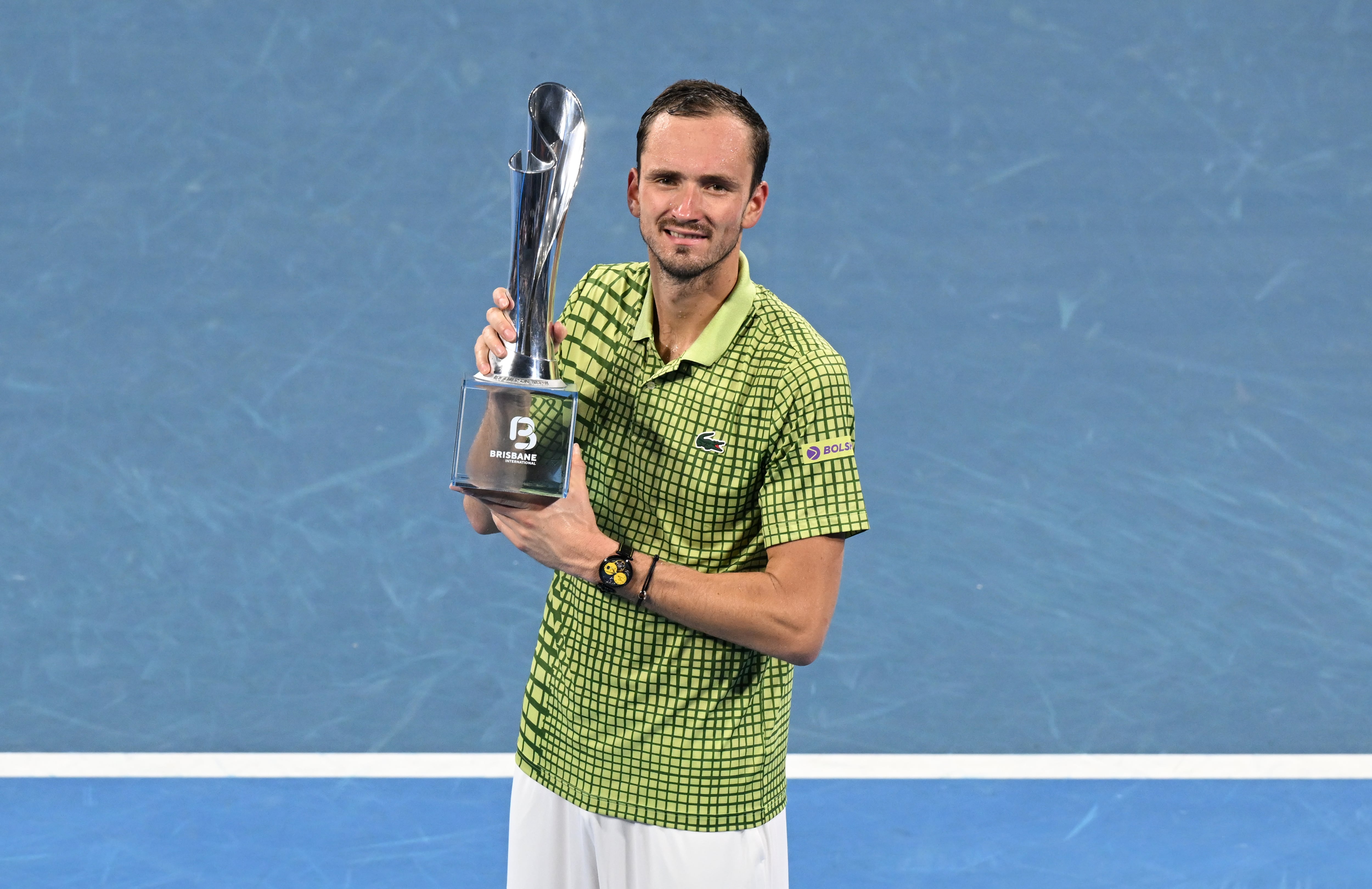 BRISBANE (Australia), 11/01/2026.- Daniil Medvedev of Russia celebrates winning the Mens Singles final against Brandon Nakashima of USA at the Brisbane International tennis tournament at Pat Rafter Arena in Brisbane, Australia, 11 January 2026. (Tenis, Rusia) EFE/EPA/DAVE HUNT EDITORIAL USE ONLY / AUSTRALIA AND NEW ZEALAND OUT
