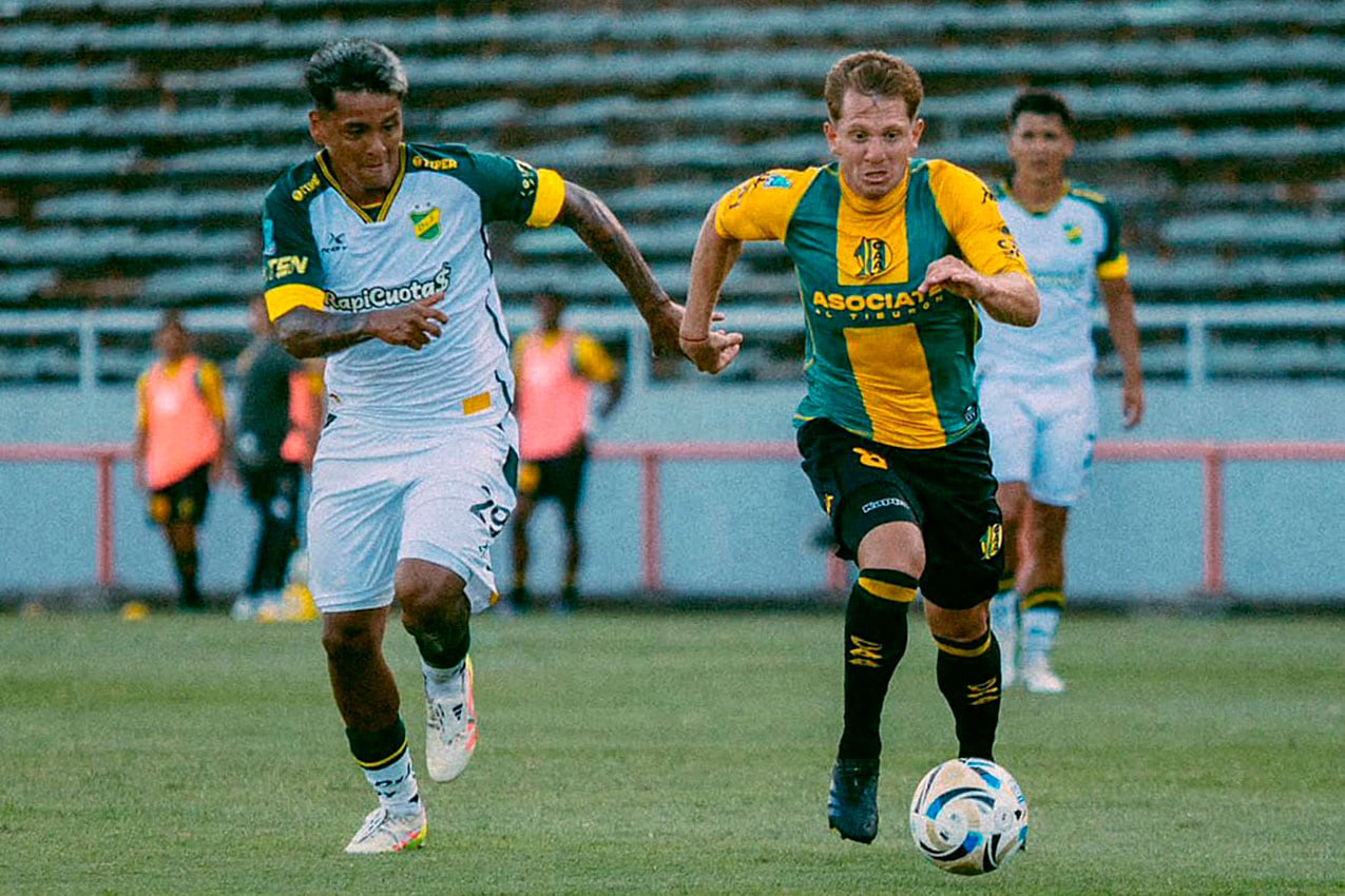 NOTICIAS ARGENTINAS BAIRES, ENERO 22: Aldosivi se enfrenta a Defensa y Justicia en el estadio Jose Maria Minella, en la ciudad de Mar del Plata, por el Torneo Apertura 2026 de la Liga Profesional. FOTO: (X/REDES@Clubaldosivi)/NA.