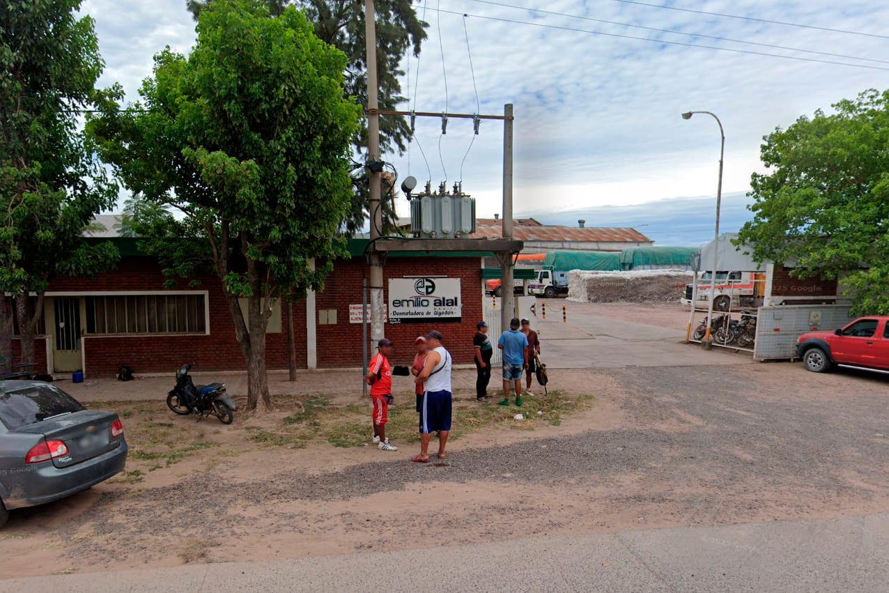 FOTO REDES SOCIALES 
    chaco  textil   emilio alal   planta  villa  angela