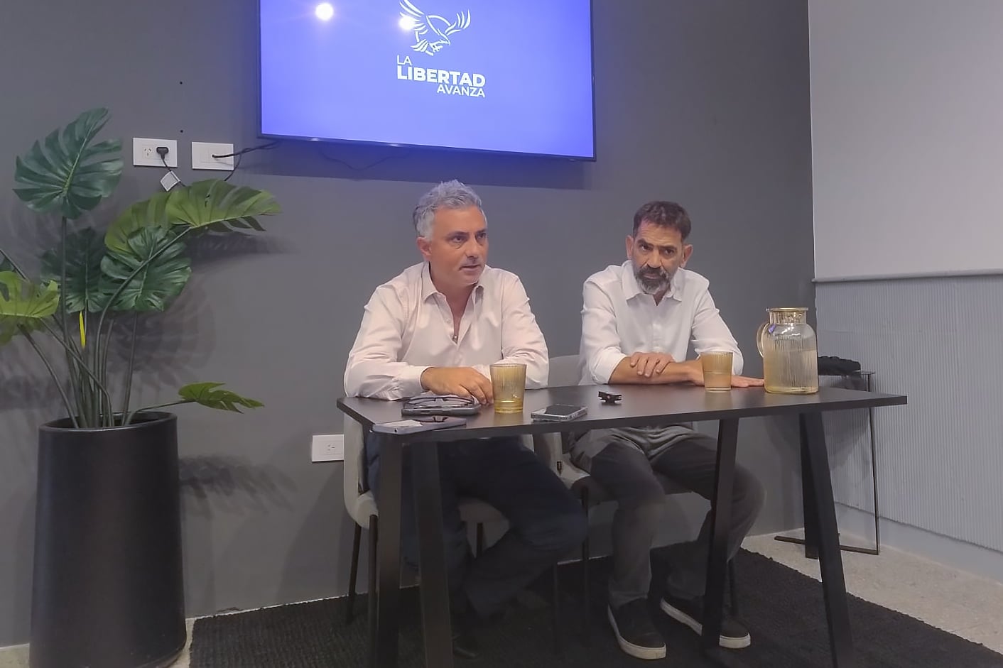 Sebastian Pareja y Juanes Osaba