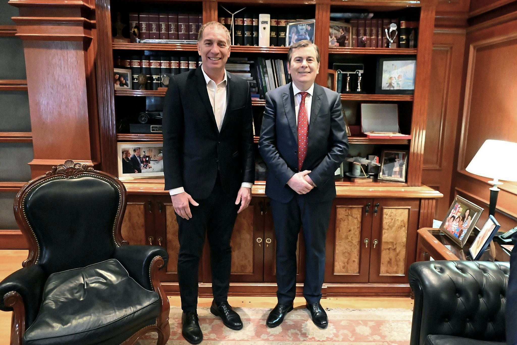 El ministro del Interior, Diego Santilli, se reunió este viernes en Santiago del Estero con el gobernador Gerardo Zamora