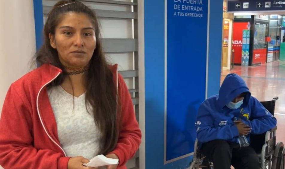 La reprogramación fue para 5 días después y tampoco pudo subir al vuelo.