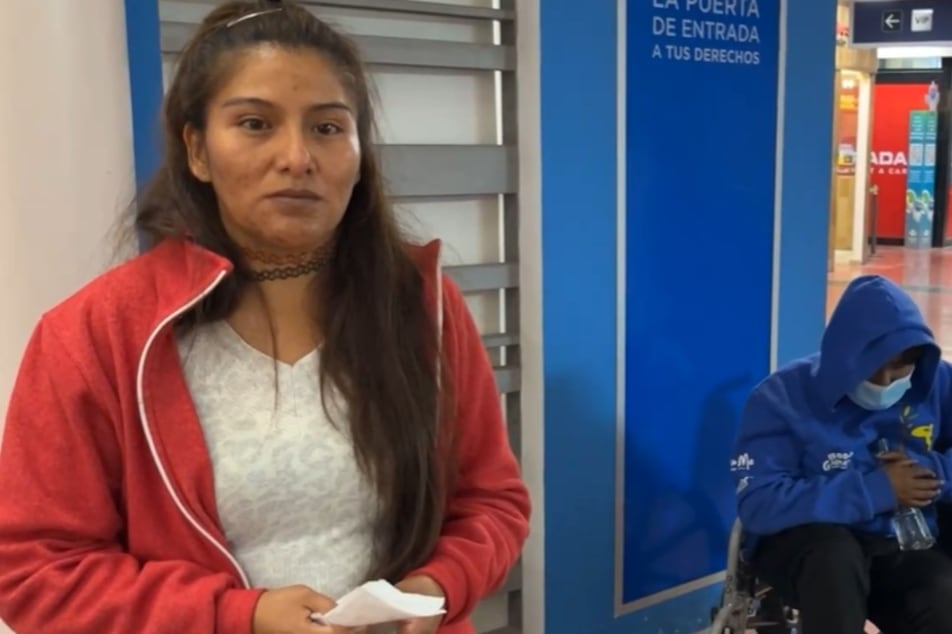 La reprogramación fue para 5 días después y tampoco pudo subir al vuelo.