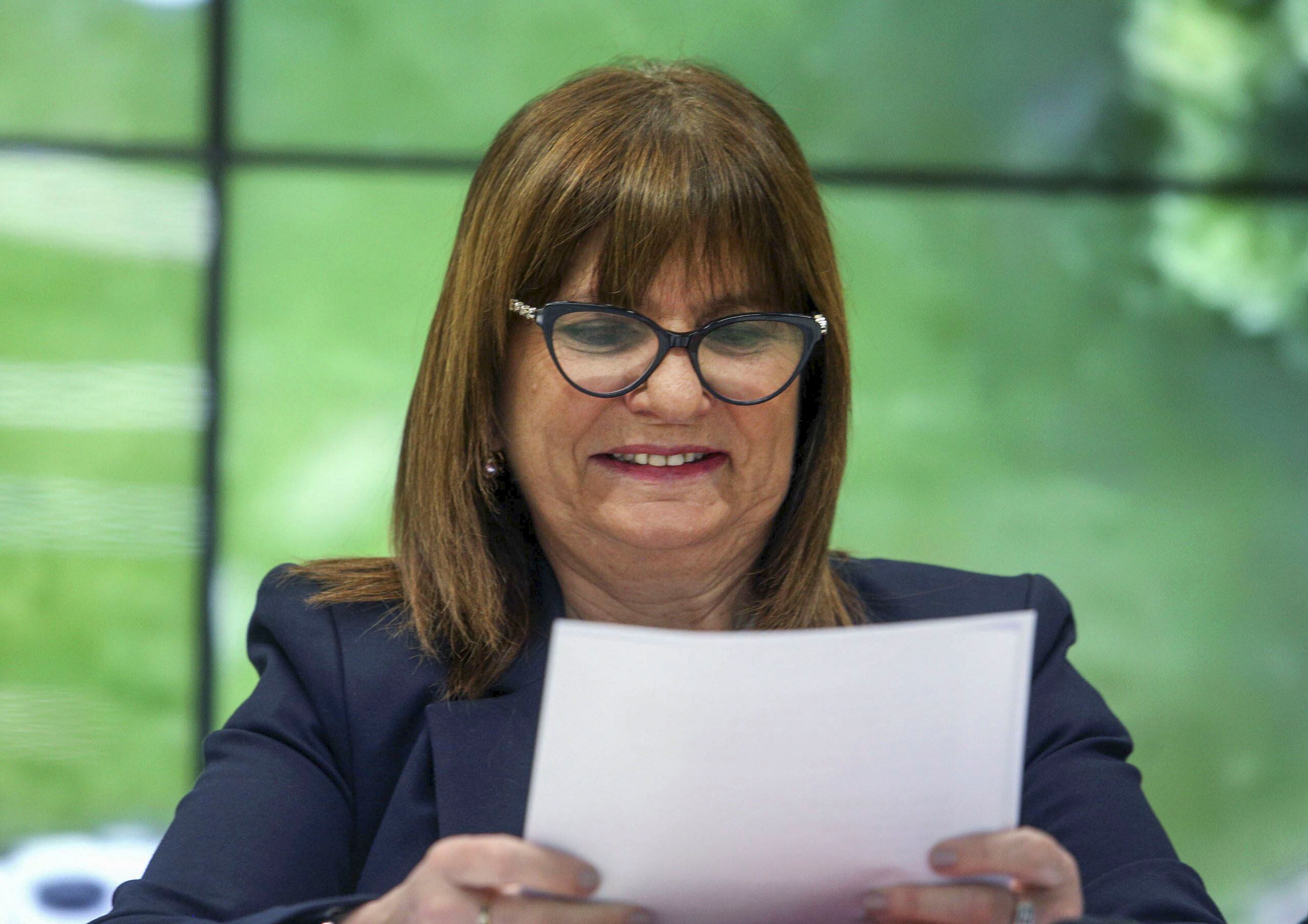 Arde la interna oficialista: Bullrich ofreció su renuncia como jefa del  bloque y Milei la rechazó – Página|12