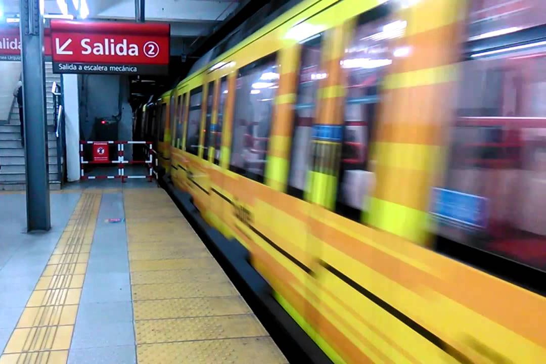 Estaciòn Lacroze, subte B