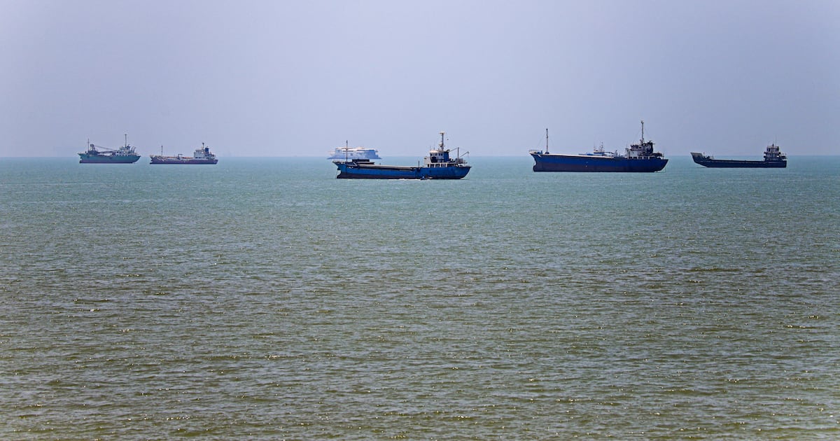 Iran announced the closure of the Strait of Ormuz by Israel's attacks on Lebanon