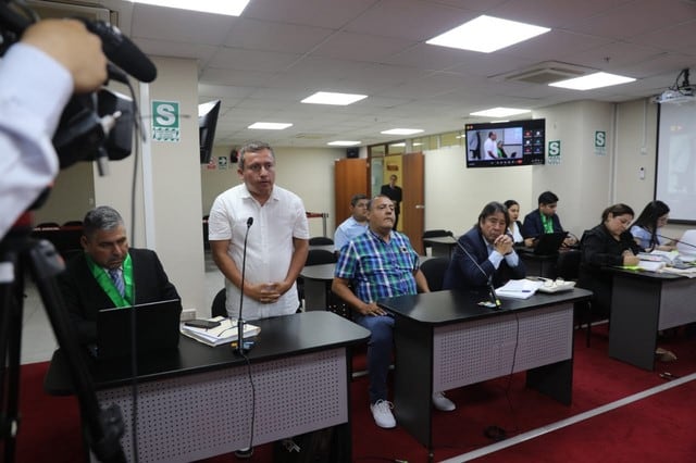 Policías condenados por violar y torturar a una mujer trans en Perú