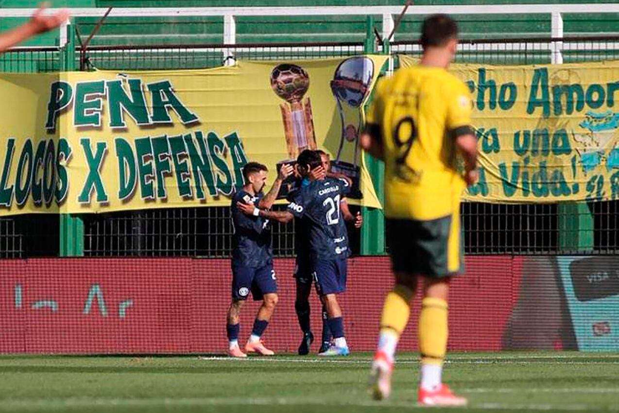 FOTO PRENSAS INDEPENDIENTE RIVADAVIA 
   torneo clausura 2025  defensa y justicia  independiente rivadavia
