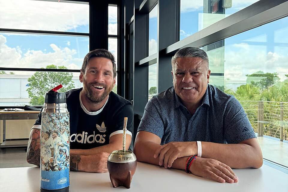 Tapia y Messi, durante su último encuentro, en Miami.