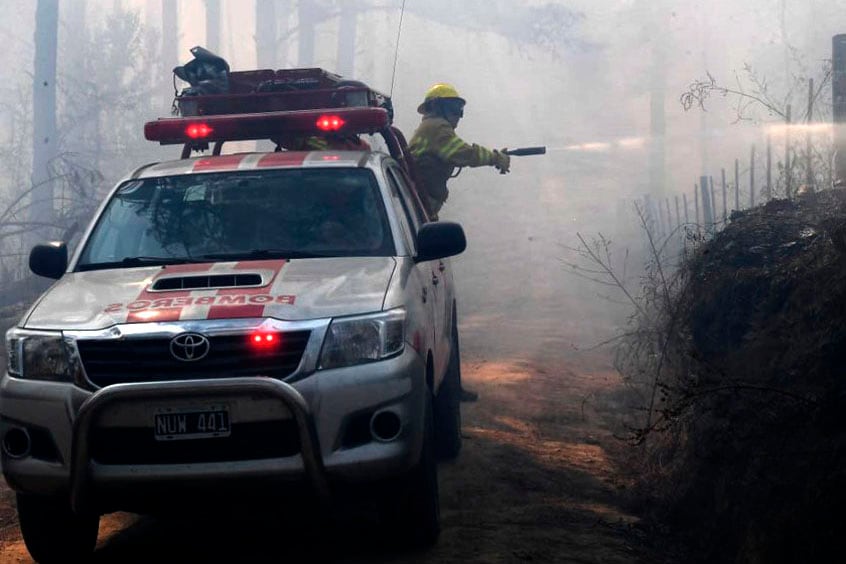 El fuego cede pero no se va. 