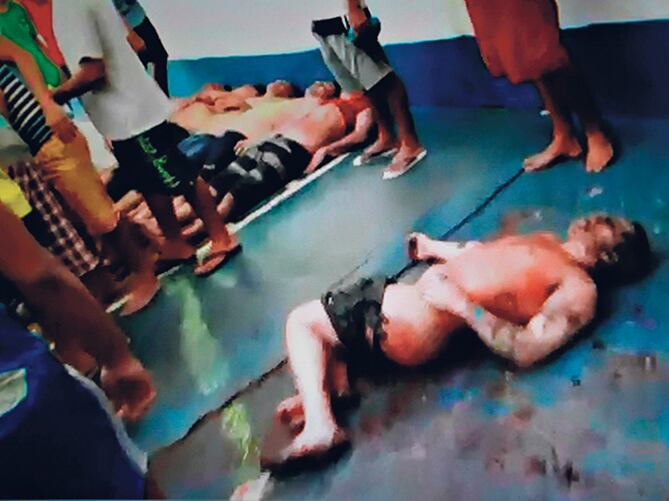 Miembros de la organización La Familia del Norte mató, y en algunos casos degolló, a integrantes del Primer Comando de la Capital. 