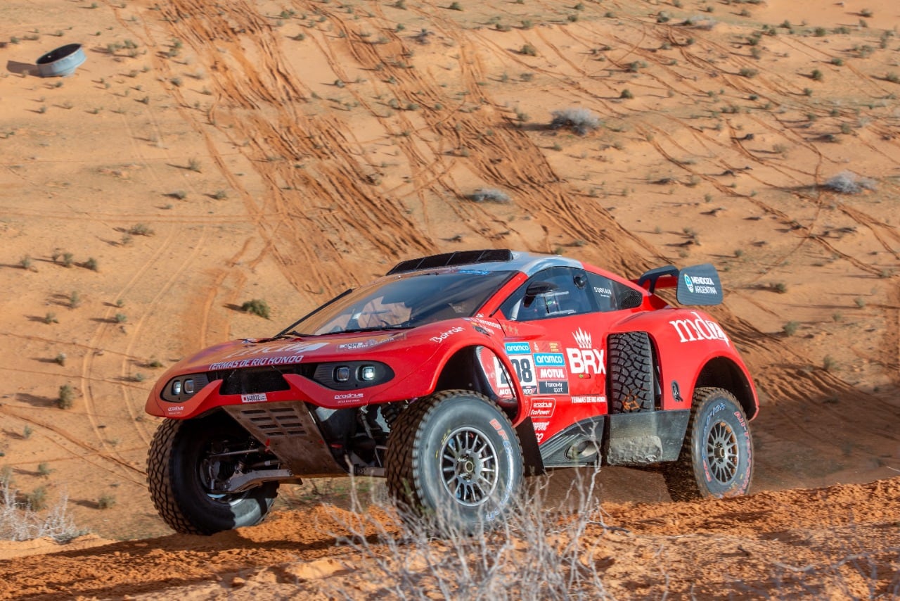 El mendocino Terranova tampoco pudo meterse en el podio en su 17º Dakar