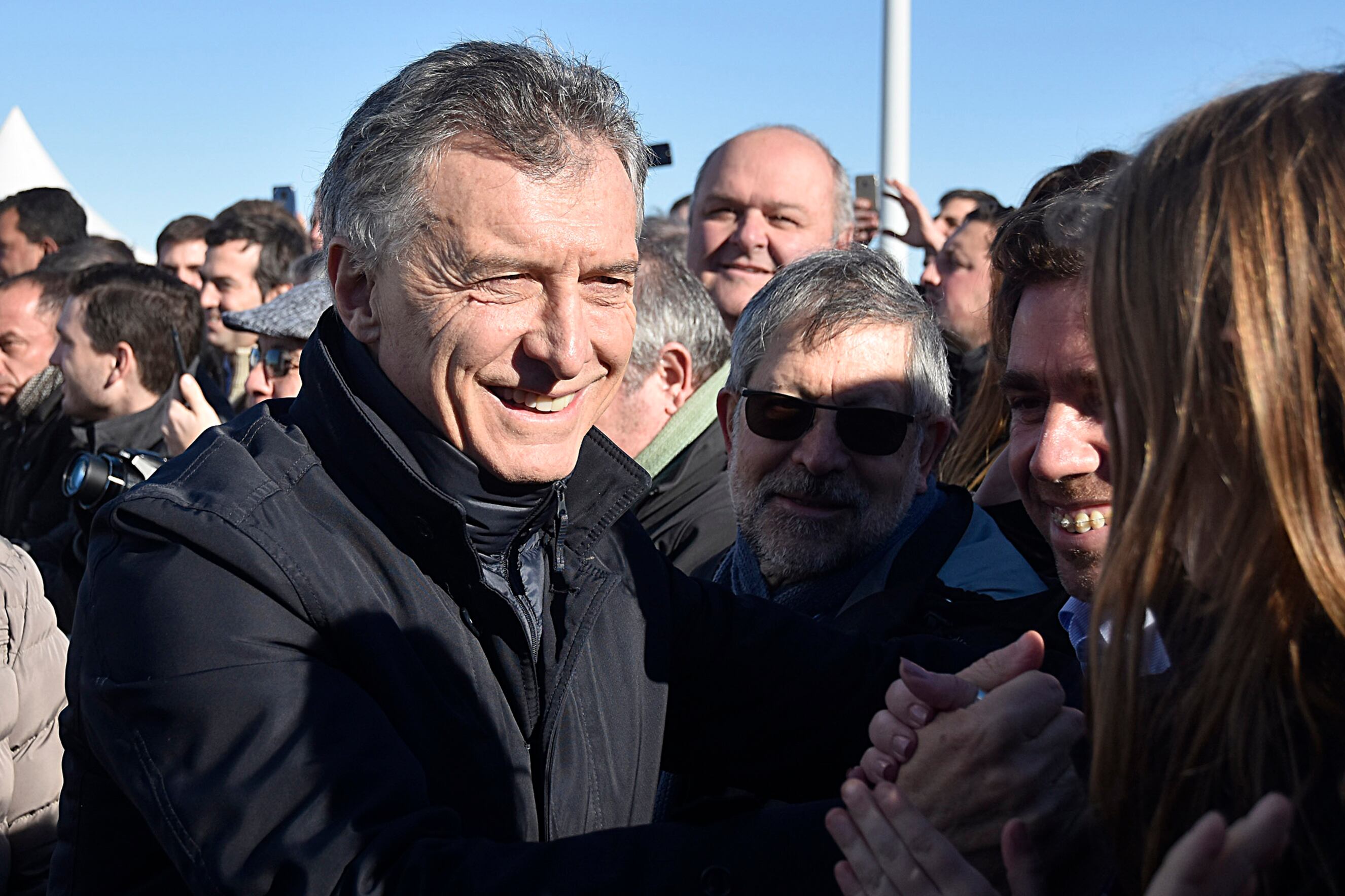 Mauricio Macri visitó un parque eólico en Coronel Rosales.
