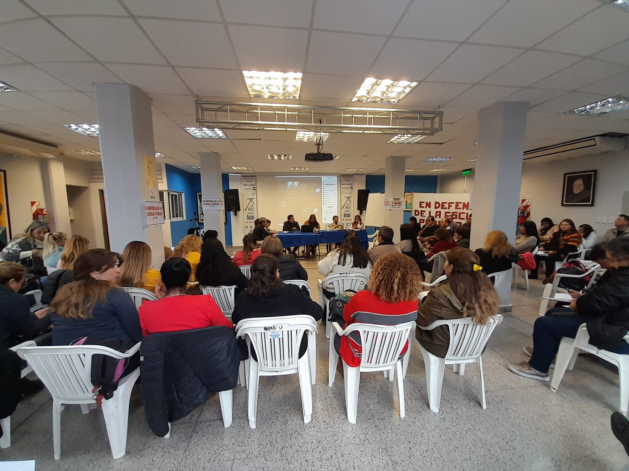Asamblea de AMP.
