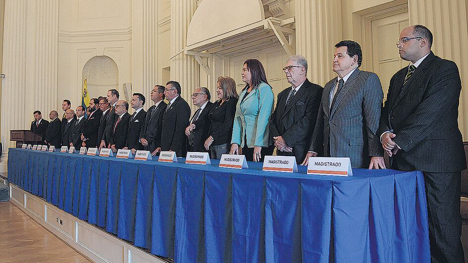 El Tribunal paralelo funcionará fuera del país y no tendrá competencias reales.