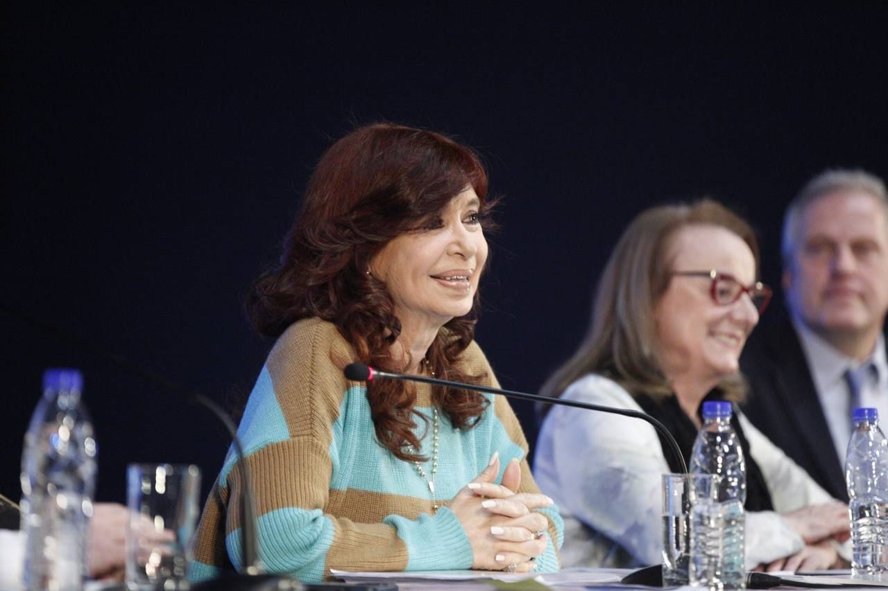 Cristina Kirchner inauguró el Cine Teatro Municipal de Calafate.