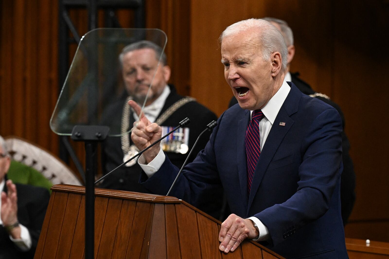 Biden dijo en Canadá que no busca un conflictocon Irán.