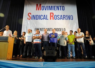 "Le decimos 'Pará la mano Macri", dijo Rita Coli, la voz femenina entre los oradores.