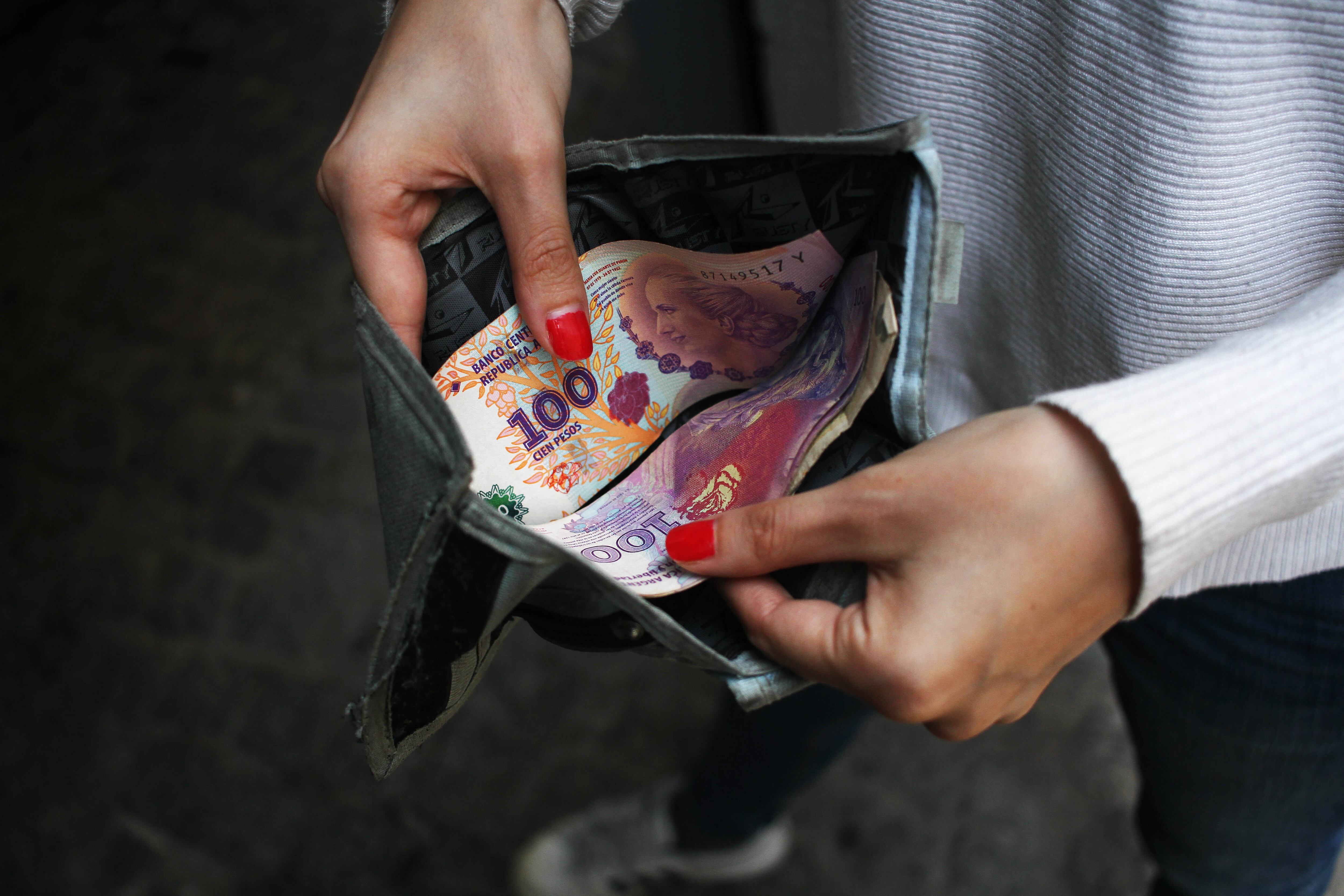 La suba de precios supera la recomposición de ingresos, lo que aumenta la pobreza.