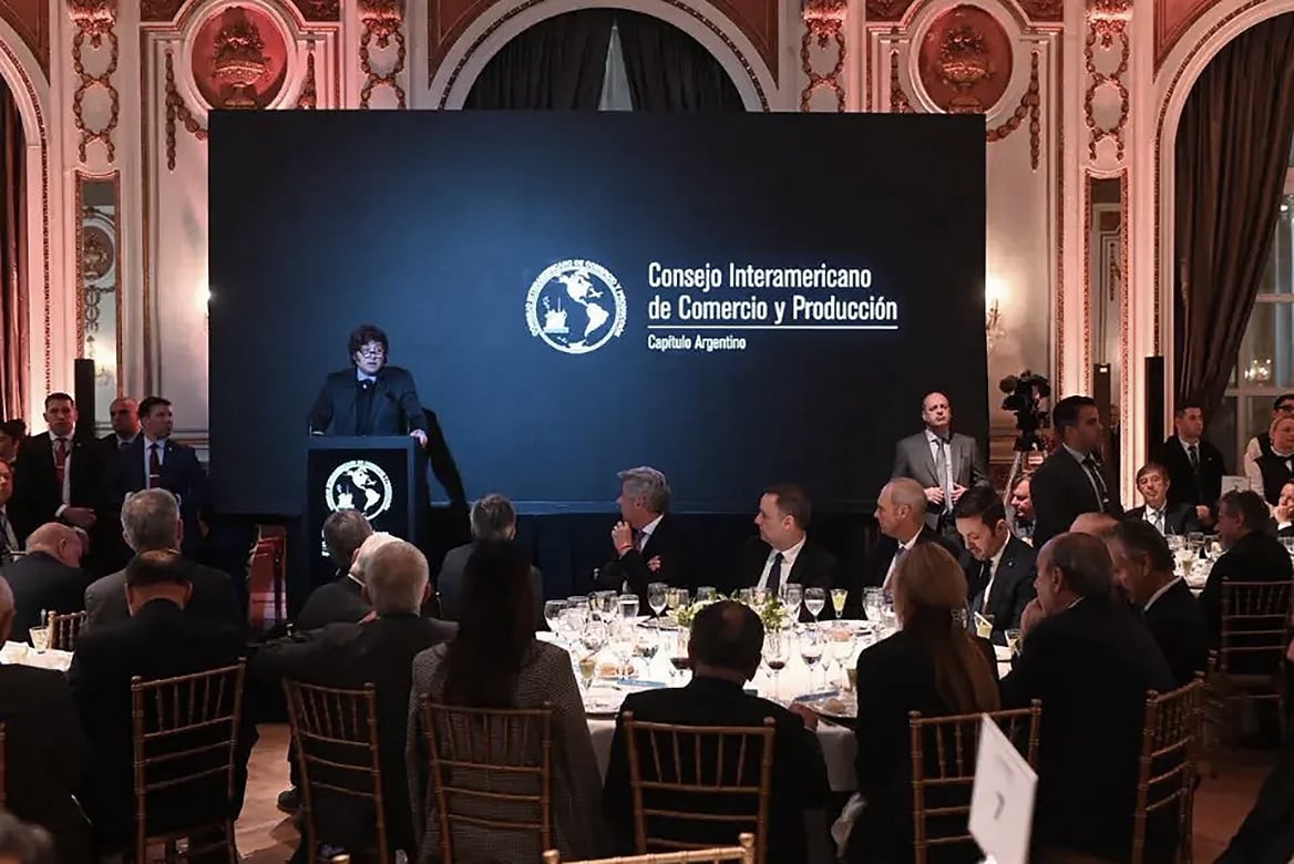 Un presidente en sombras, ante los ceos del Cicyp